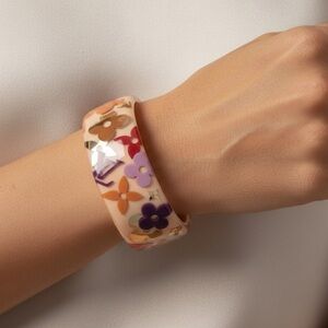Louis Vuitton Pink Farandole Bangle Bracelet-Monogram Inclusion